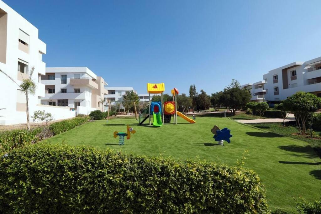 Avec Piscine Imi Ouaddar - Family Only Apartment *